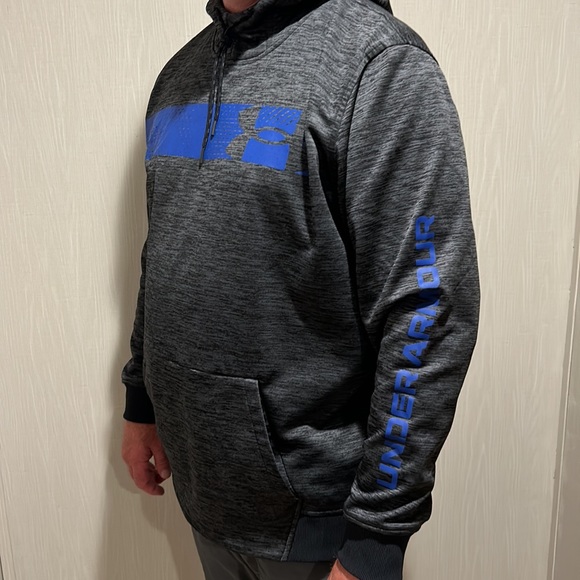 Under Armour hooded sweatshirt - Picture 8 of 10